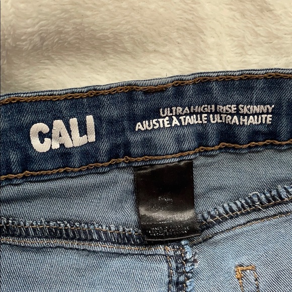 Ultra high rise skinny jeans - Picture 5 of 5